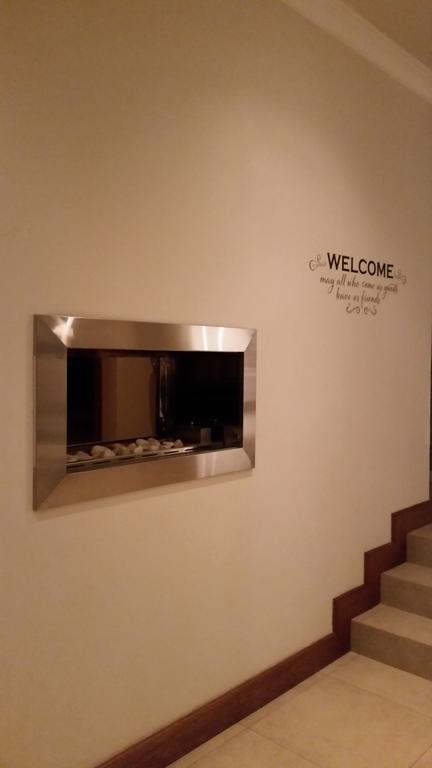 6 On Acacia Bed & Breakfast Johannesburg Dış mekan fotoğraf